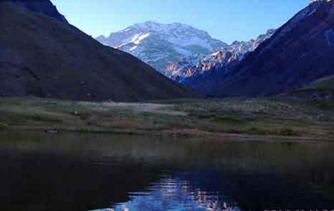 Alta montaña por Río Mendoza 